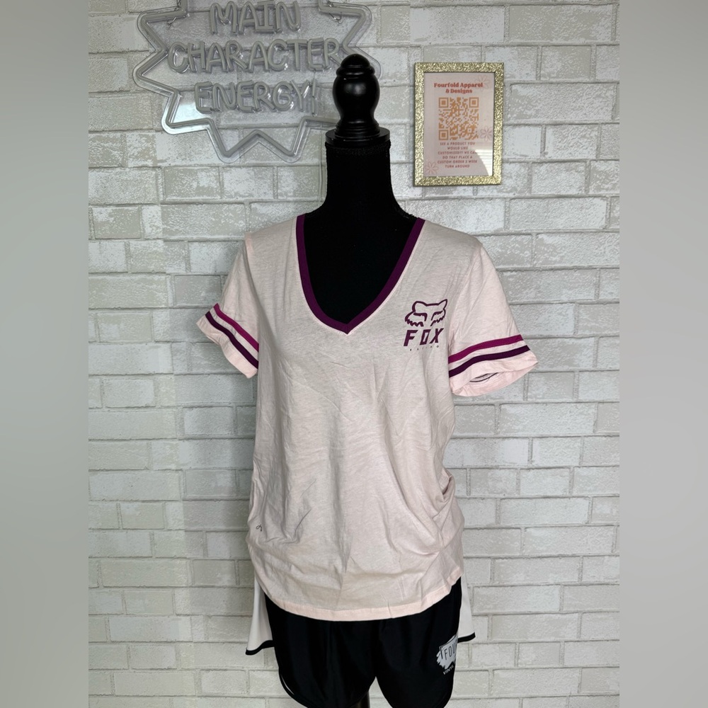 Fox Pink V-Neck T-Shirt with Purple Trim